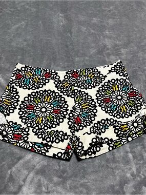 High-Waist Printed White Microfiber Shorts with Multicolor Medallion Motif